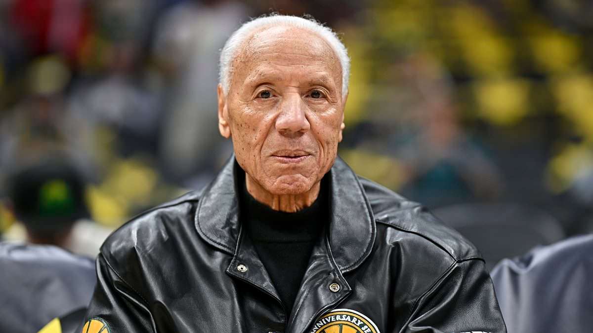 Efsanevi NBA koçu ve oyuncusu Lenny Wilkens 88 yaşında hayatını kaybetti