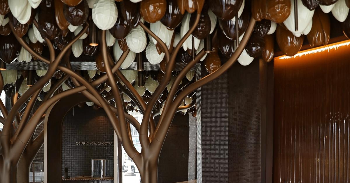 Décor spectaculaire, créations graphiques et gourmandes: visite en avant-première de la chocolaterie de Cédric Grolet