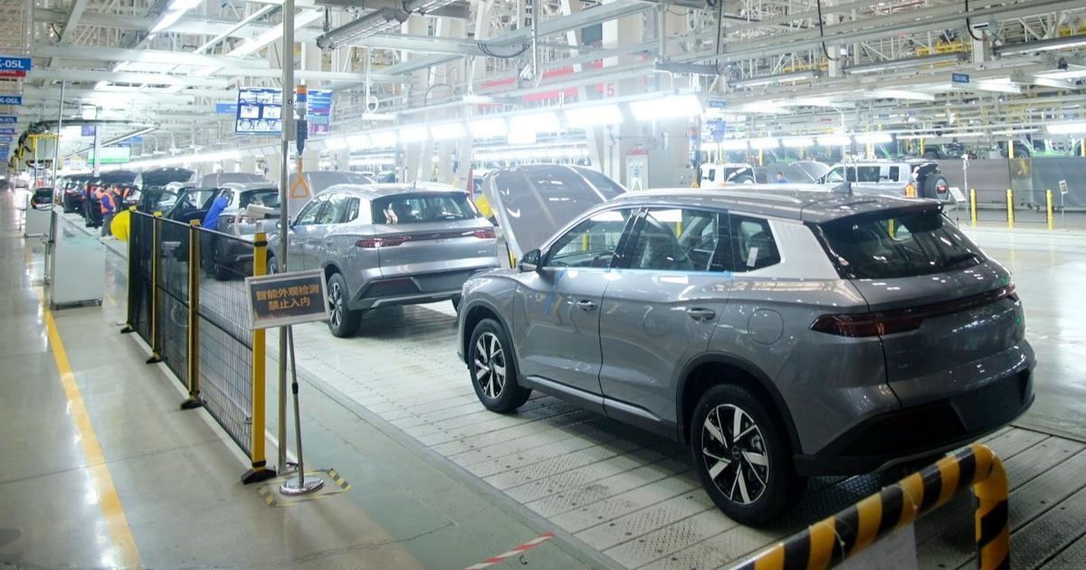 « La vague des voitures électriques chinoises n’en est qu’à ses débuts » : dans l’usine géante de BYD, les technologies les plus modernes
