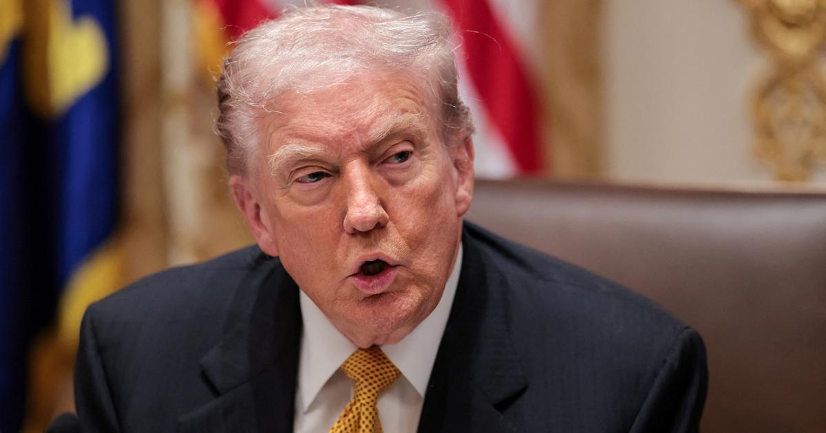 Donald Trump, Güney Afrika'da düzenlenecek G20 zirvesine hiçbir Amerikalı yetkilinin katılmayacağını açıkladı.