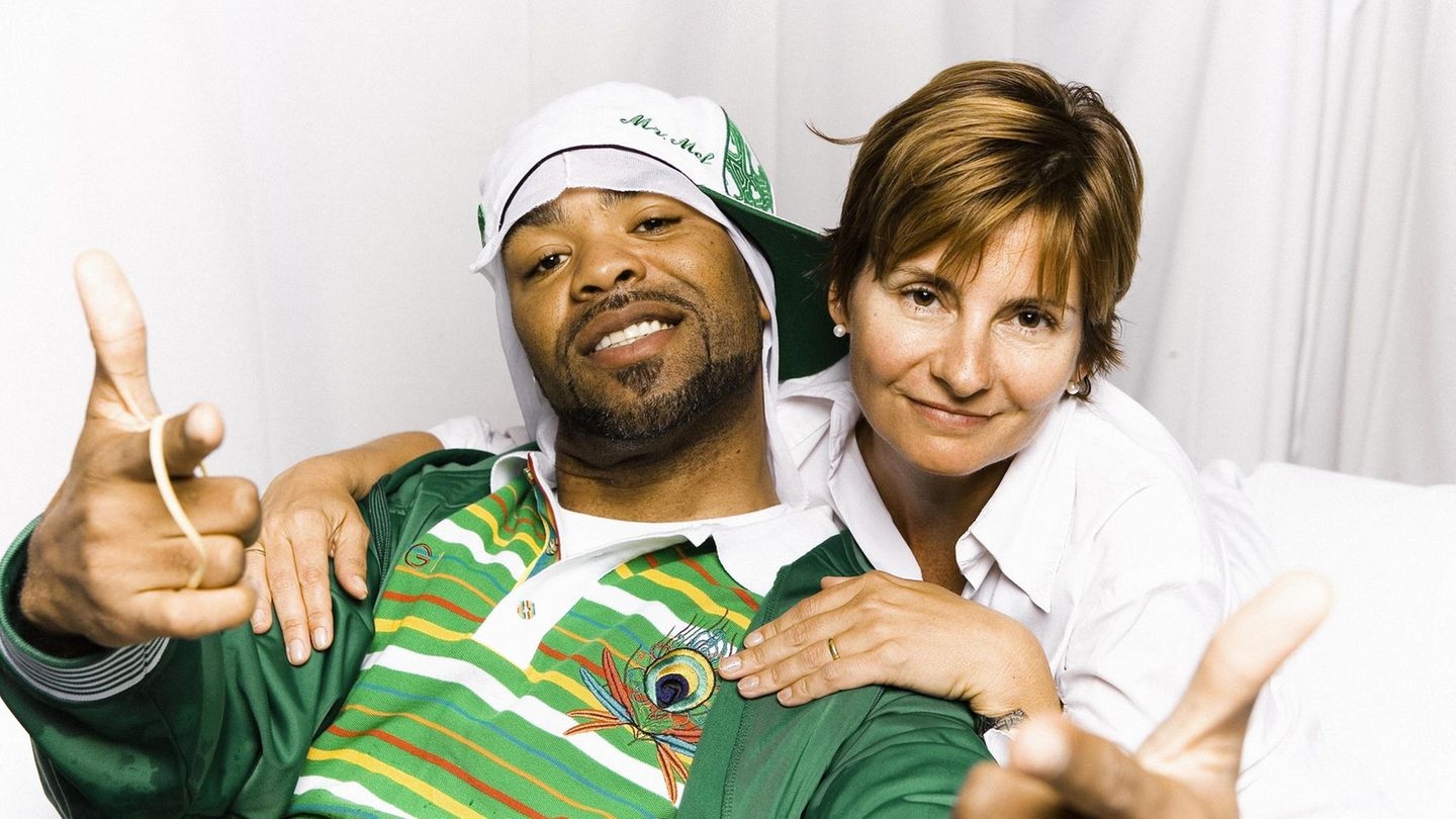"Wu-Tang Clan" manager: How do you tame nine unpredictable rappers, Eva Ries?