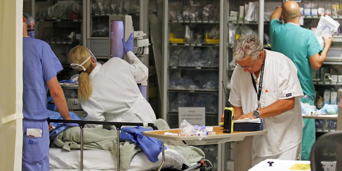 Pánico en Estados Unidos ante aumento vertiginoso de costos en servicios de salud