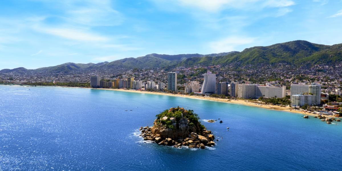 Dois anos após o caso Otis, a restauração da infraestrutura hoteleira em Acapulco está progredindo.