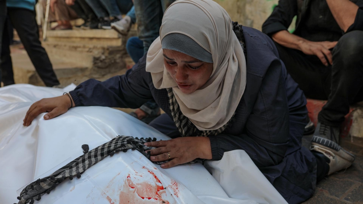 Israel devolveu os corpos de 30 palestinos em troca dos restos mortais de dois reféns entregues pelo Hamas: relatos indicam que estes apresentavam sinais de tortura.