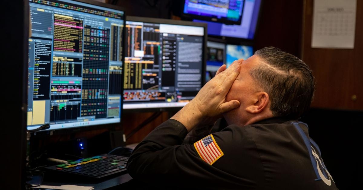 The biggest drop in the S&P 500 and Nasdaq in over three weeks