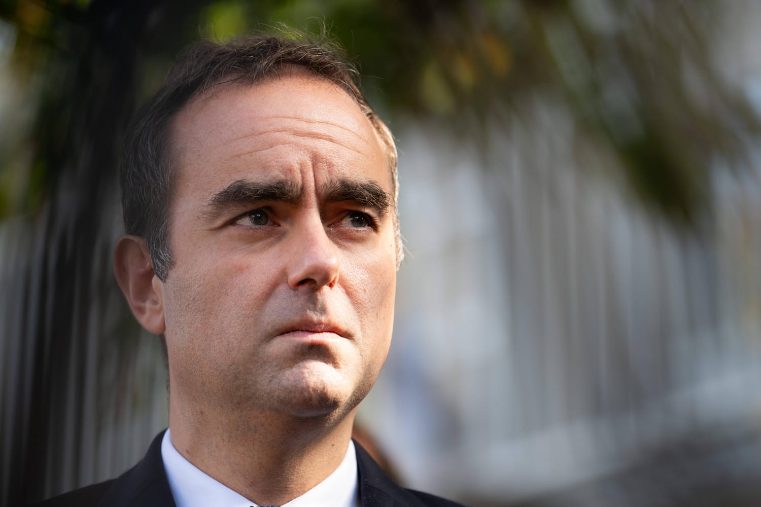 Sébastien Lecornu, Primeiro Ministro: Quem está censurando e quando?