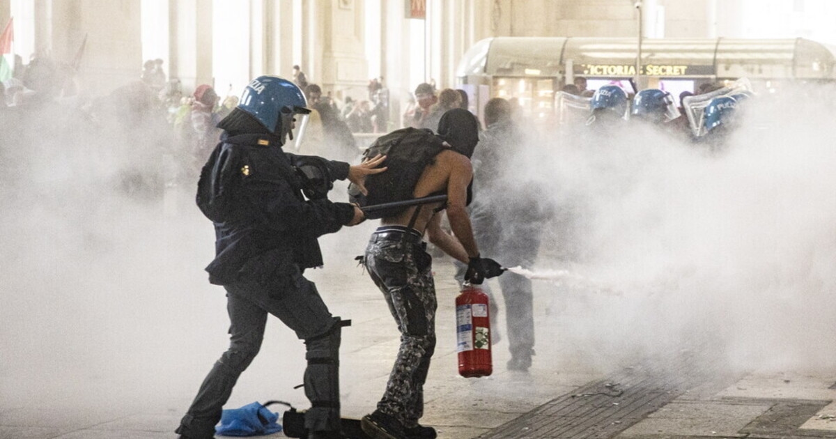 La destra con Kirk, la sinistra con Gaza e i finti nemici della libertà