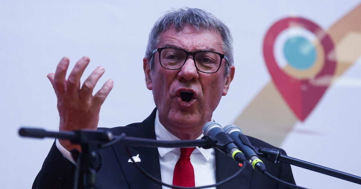 La Cgil proclama lo sciopero generale per il 12 dicembre. Meloni ironizza: "E che giorno è?"