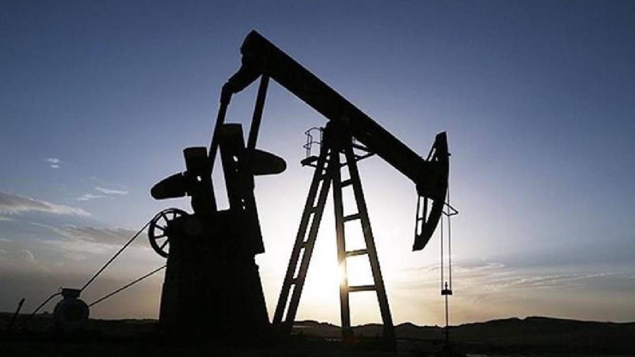 US oil rig count increases by 2