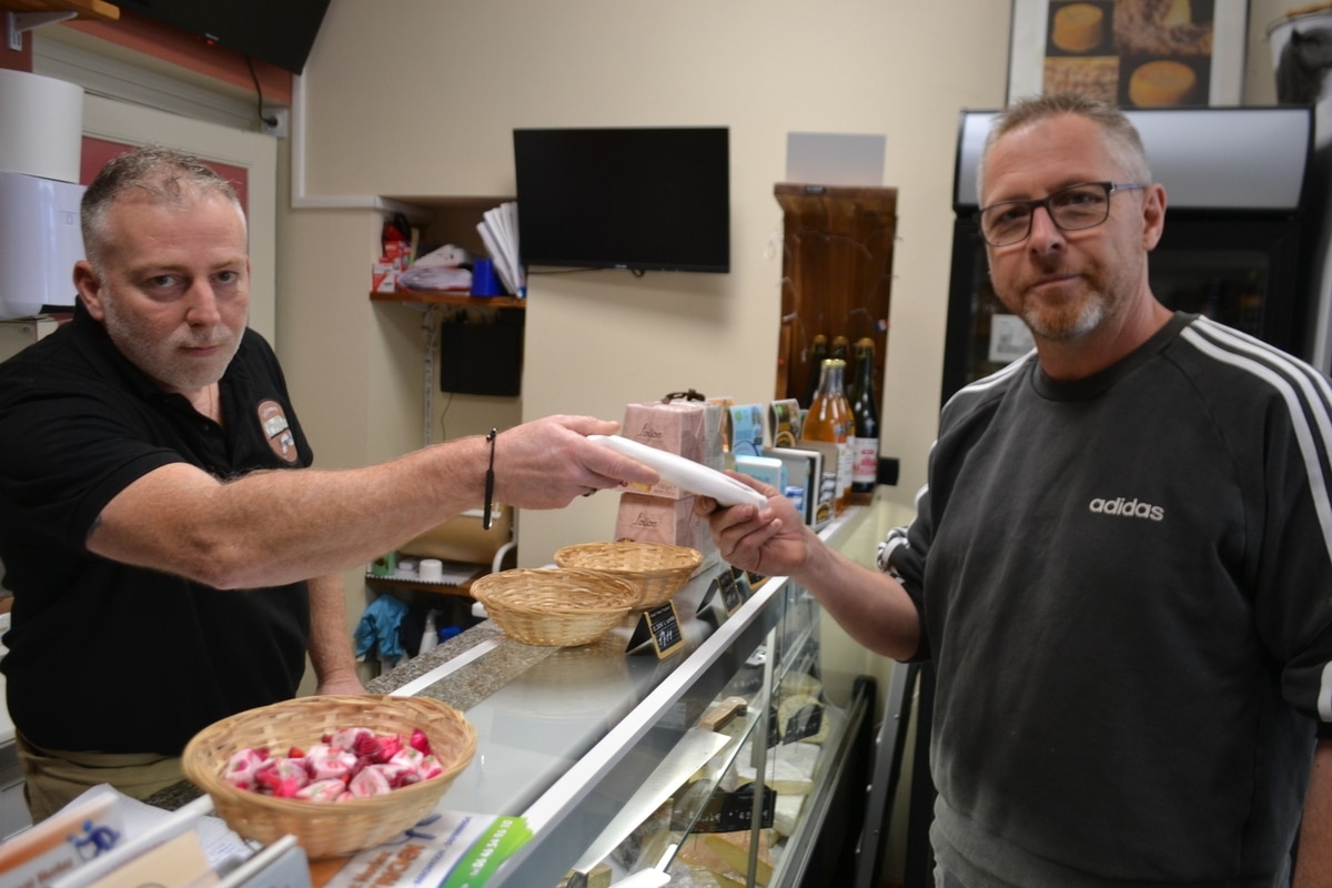 City manager: mixed reactions from shopkeepers