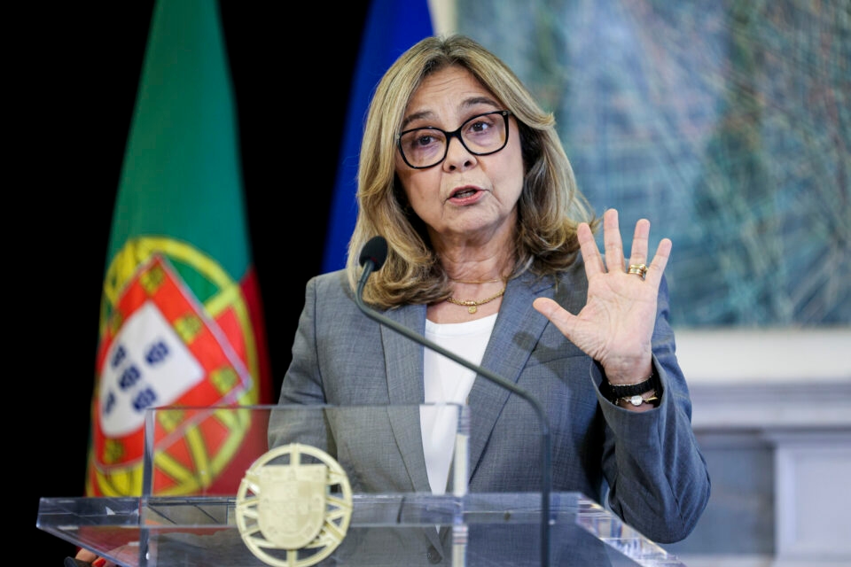 Decree regarding doctors working on a temporary basis was not submitted to the Council of Ministers. More than a thousand affected doctors threaten to shut down NHS emergency services.