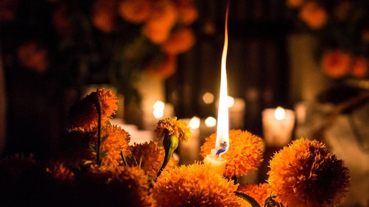 Cuidado con las velas en el altar del Día de Muertos! Sigue estas recomendaciones