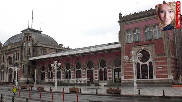 What's happening at Sirkeci Train Station?