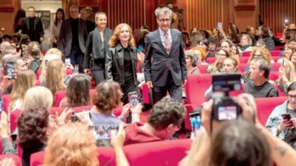 Isabelle Huppert otrzymuje honorową nagrodę Golden Alexander w Salonikach: „Muszę być wolna w swojej sztuce”