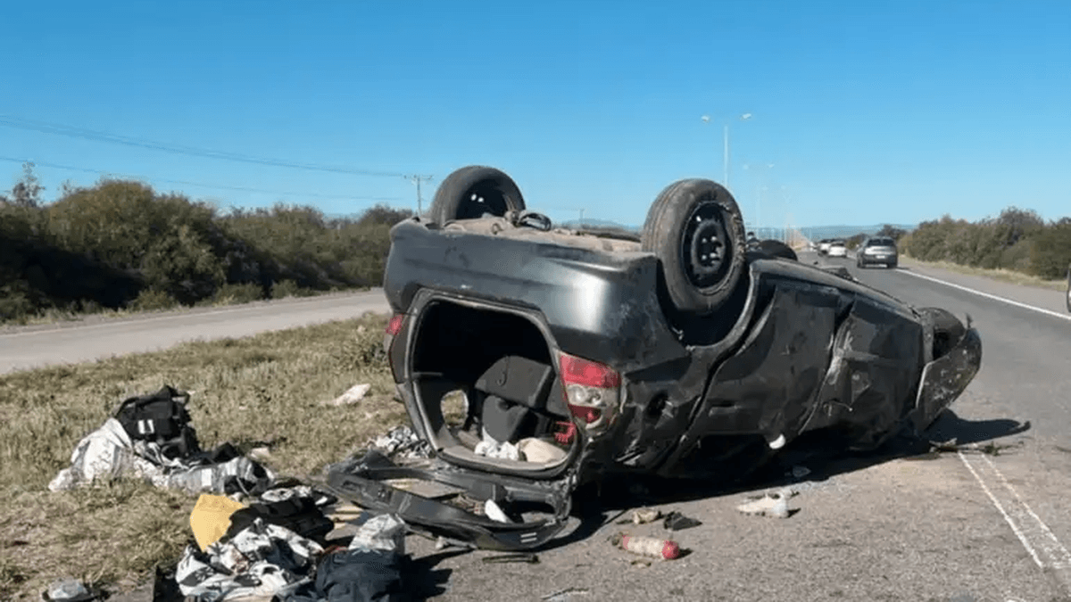 Tragedia na drodze: niemowlę i 18-letni nastolatek zginęli w wypadku samochodowym rodziny z Mendoza w San Luis.