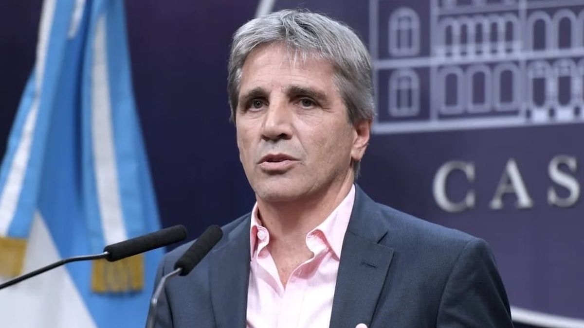 Luis Caputo sull'accordo con gli Stati Uniti: "È la notizia economica più importante che abbia mai visto nella mia vita".