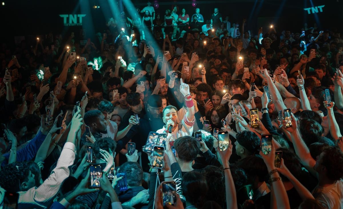 «У нас программа, достойная большого города»: в Марманде ТНТ привлекает звёзд