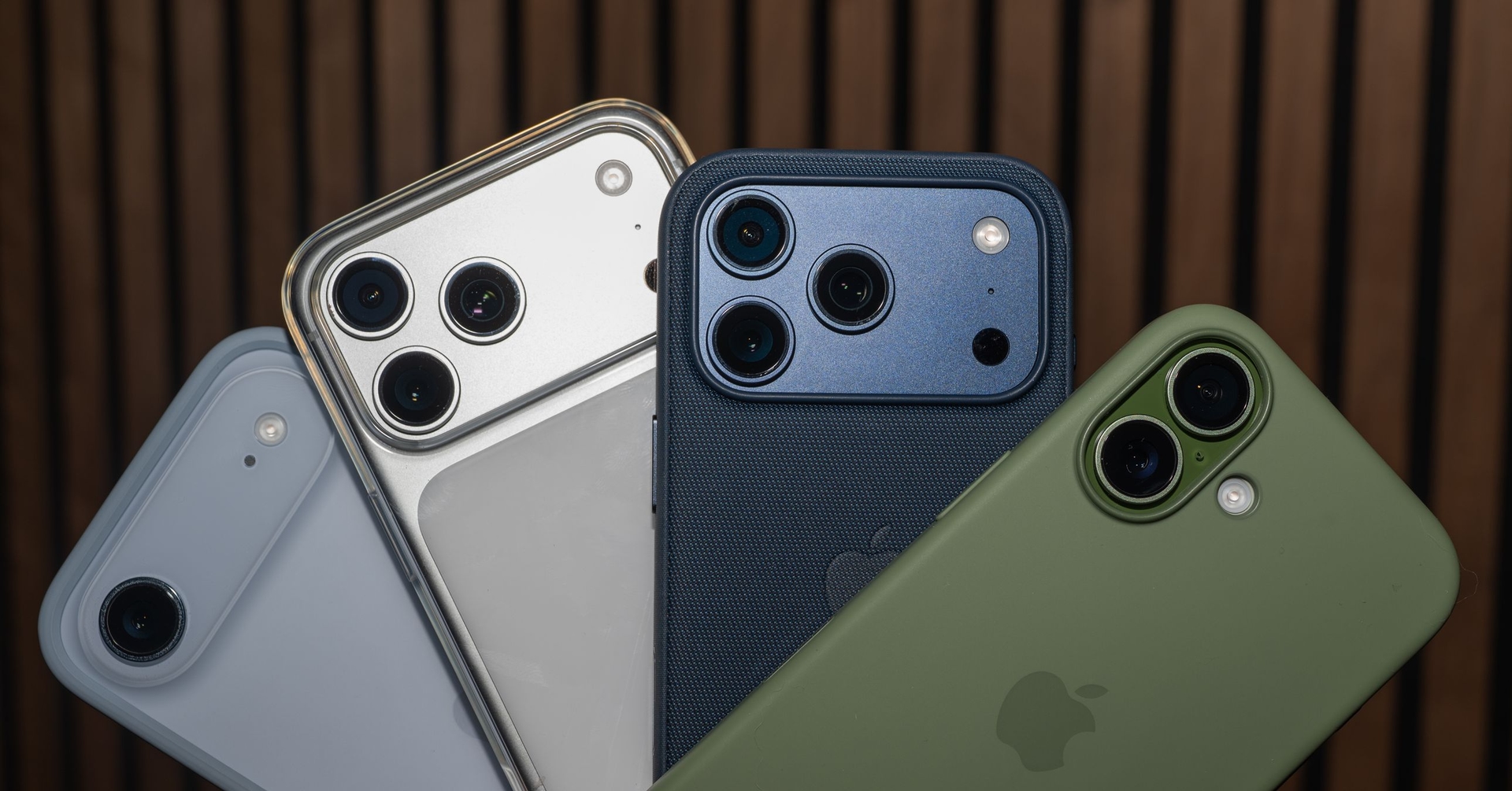 17 najlepszych etui i akcesoriów do iPhone'a 17 (2025)
