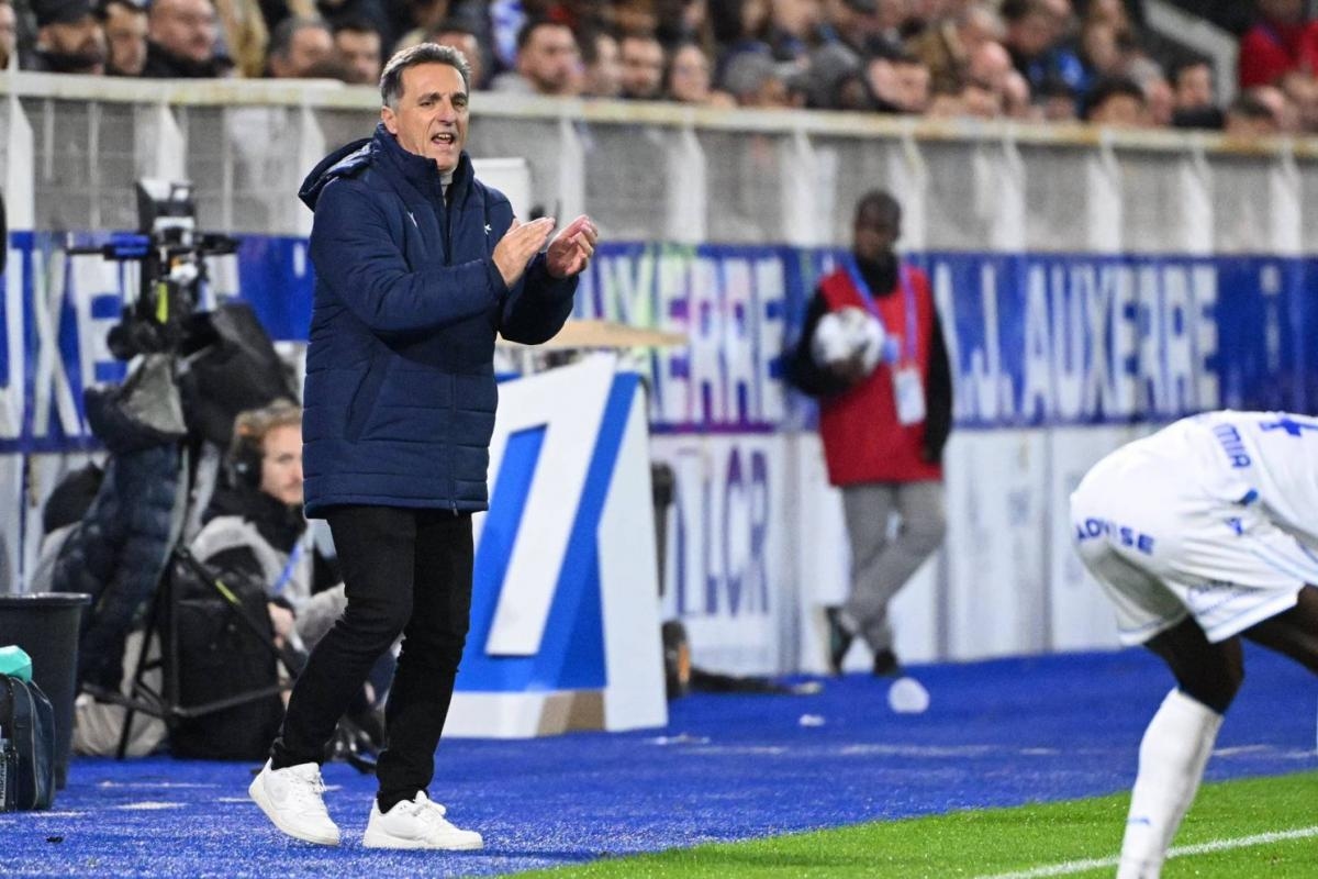 Кристоф Пелисье, тренер «Осера», проигранного «Марселем» и занявшего 17-е место в Лиге 1: «Я не могу отпустить себе эту вину».