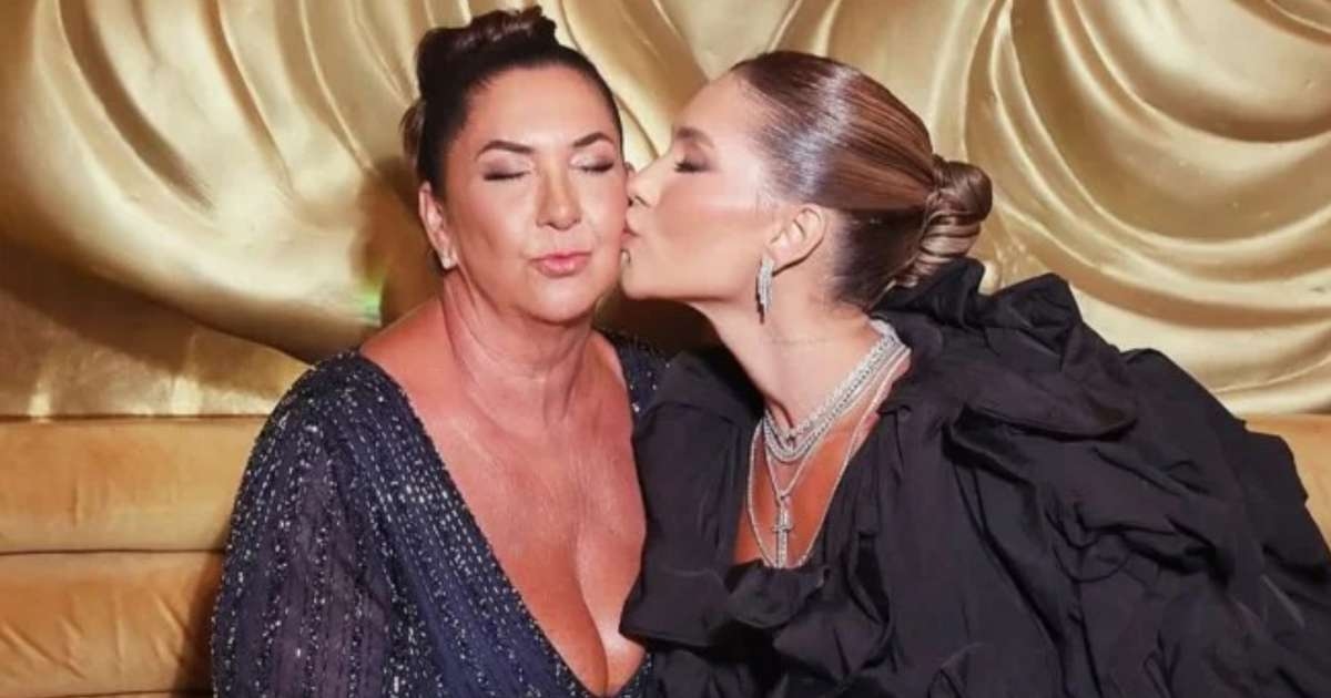 De moeder van Virginia reageert op kritiek die de influencer krijgt nadat ze haar relatie met Vini Jr. openbaar heeft gemaakt.