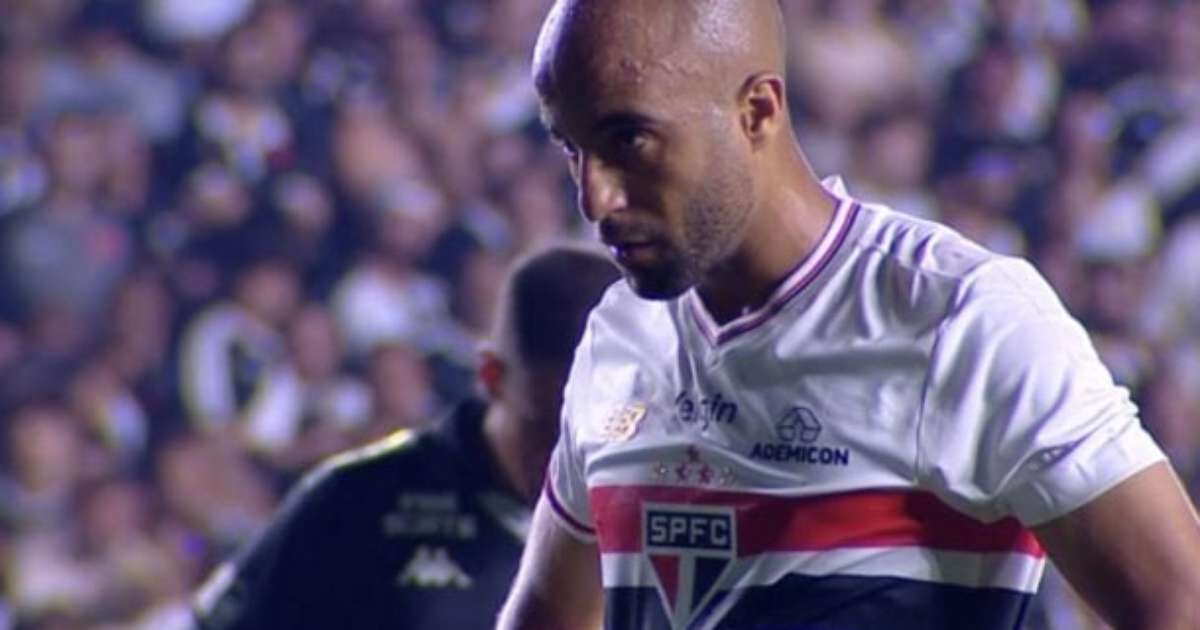 São Paulo bate o Vasco, em São Januário, e se aproxima do G7 do Brasileirão