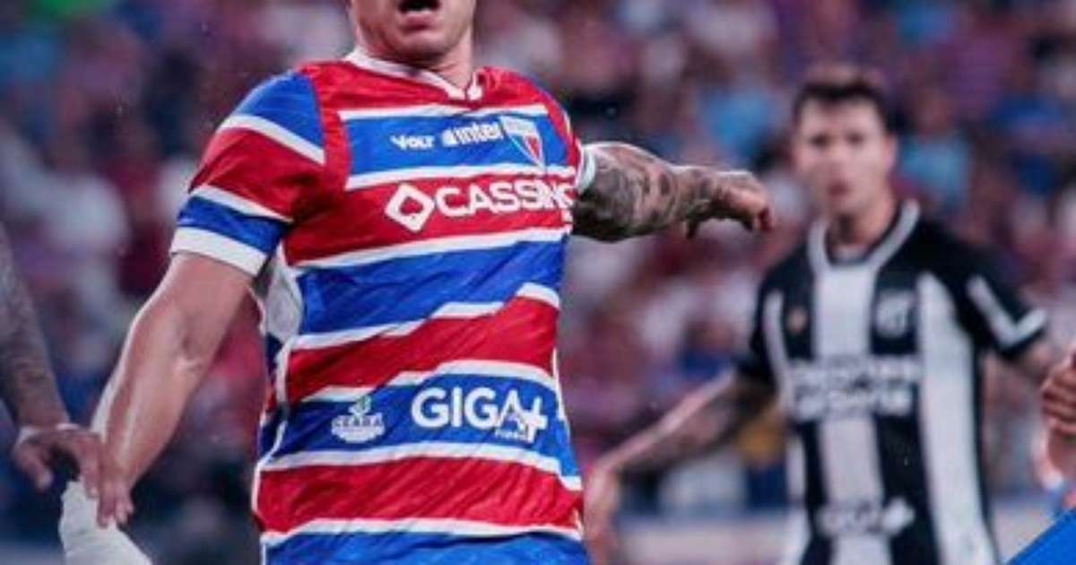 Fortaleza deja escapar la victoria en el Clásico y permanece en zona de descenso.