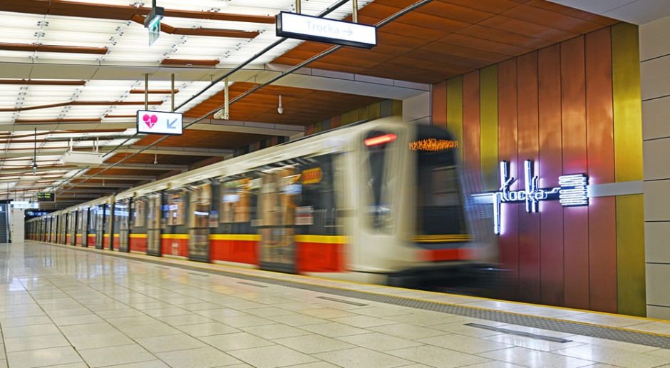 3 миллиарда из государственного бюджета за 8 лет. Будут ли изменения в программе для Варшавы?