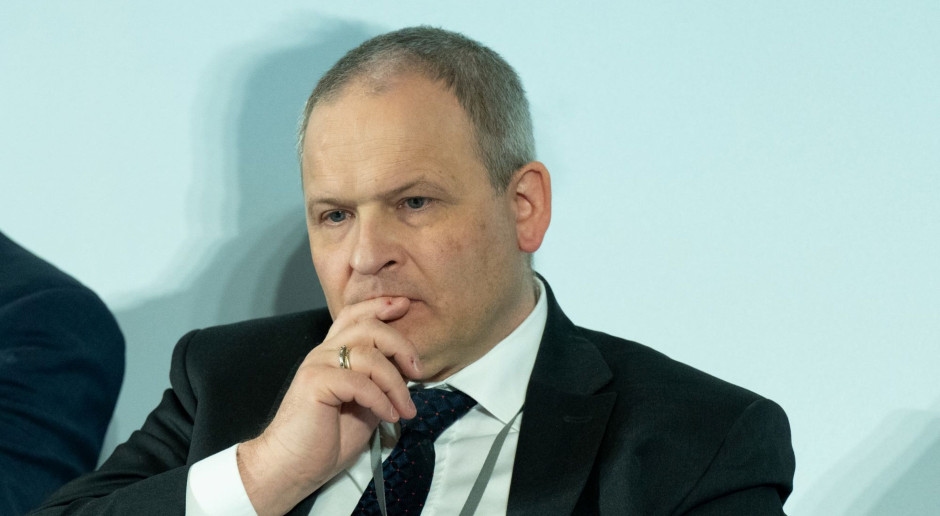 Medikamente werden im Krankenhausdepot verwahrt, Rechnungen werden an den Nationalen Gesundheitsfonds ausgestellt. Ein Weg, die finanzielle Sicherheit der Krankenhäuser zu gewährleisten.