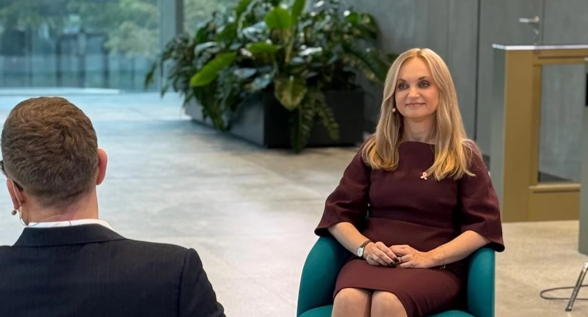 Jolanta Sobierańska-Grenda bir doktorun ne kadar kazanması gerektiği konusunda