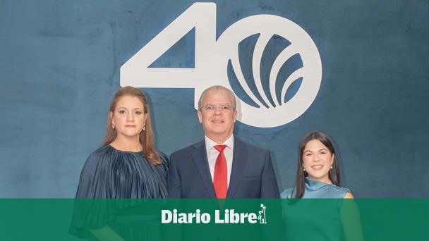 Cruz-Ayala fête ses 40 ans à Santiago