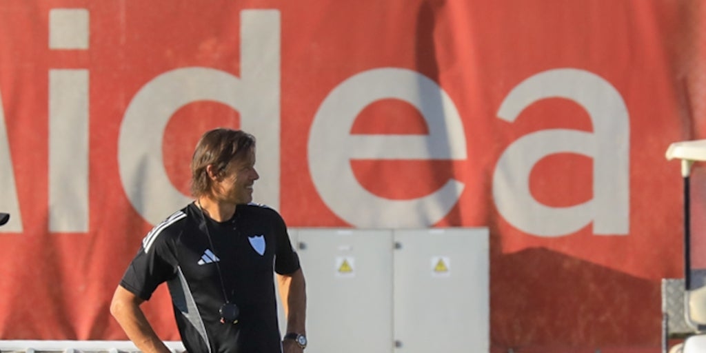 Sevilla Almeydy, drużyna popisowa