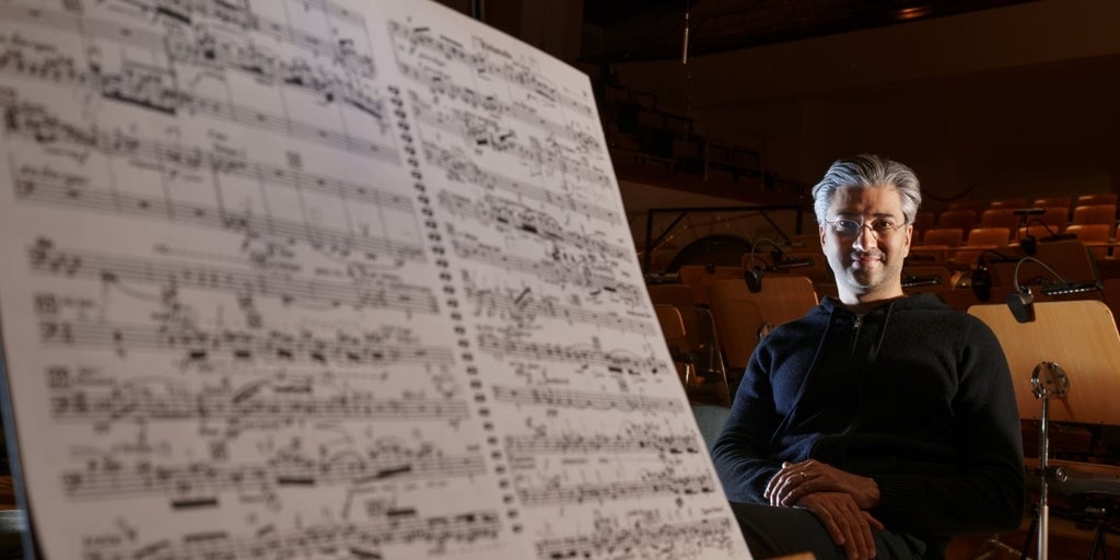 David Afkham: «Son los grandes desafíos los que nos hacen crecer»