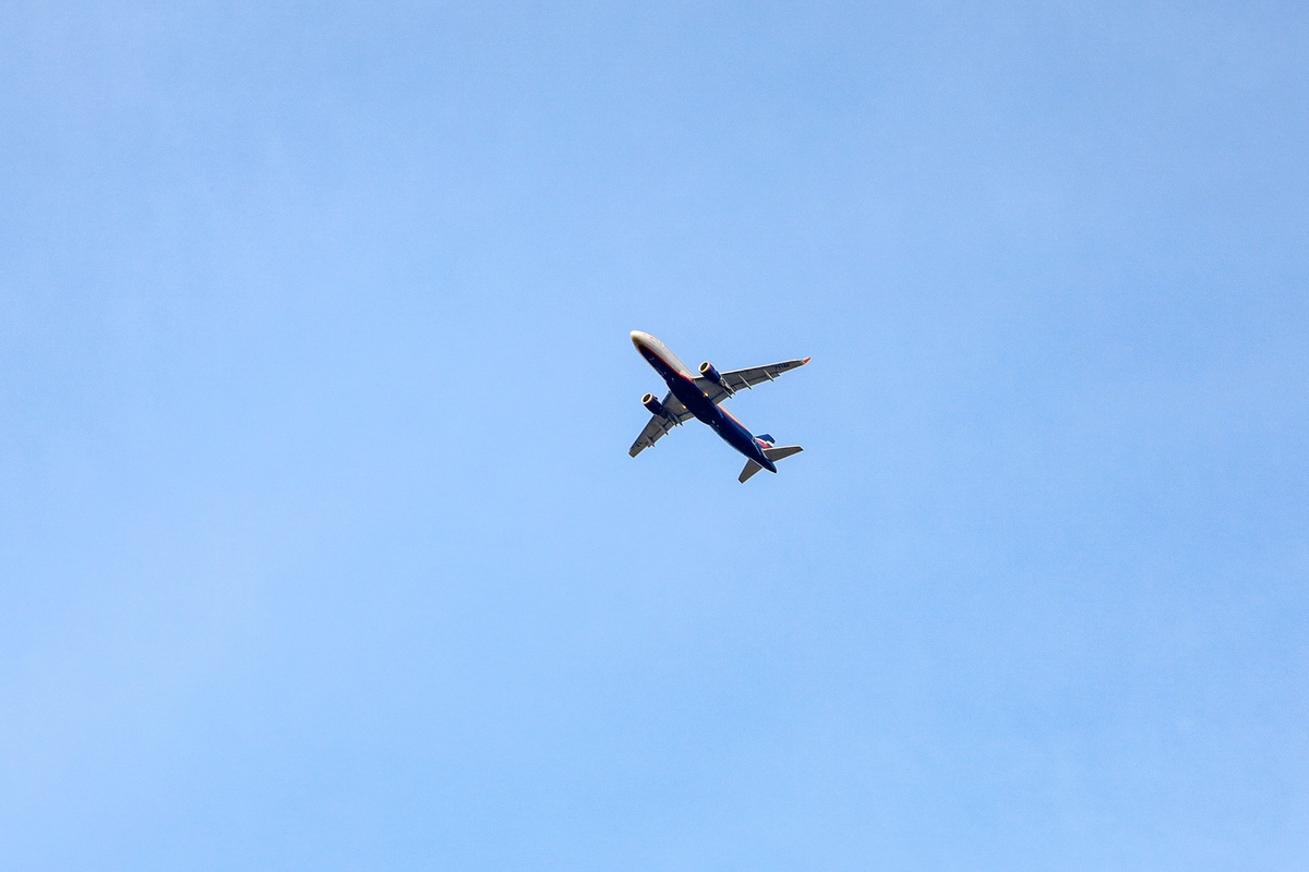 В аэропортах еще трех городов России ввели ограничения на полеты