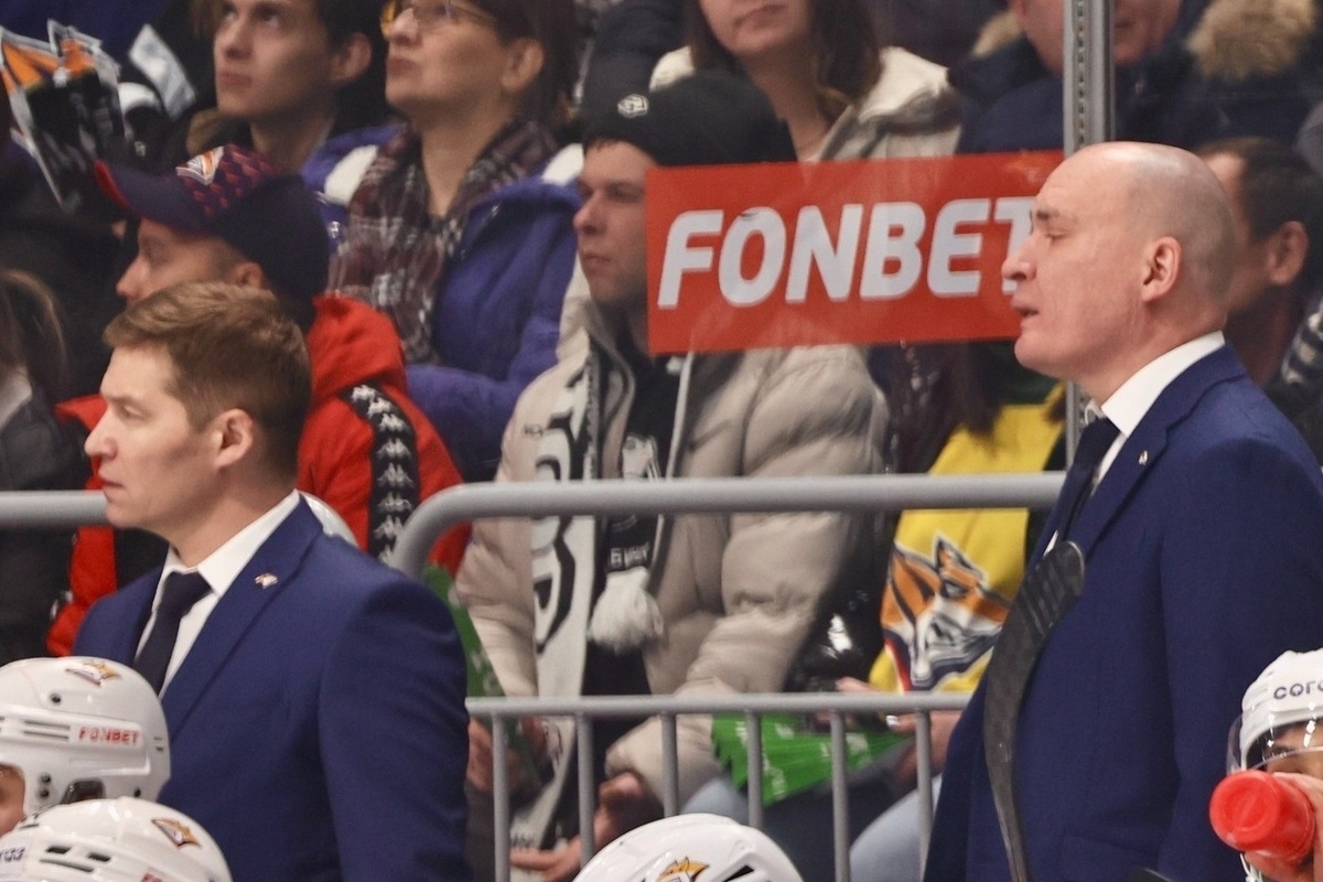 Andrei Razin: No jogo contra o Admiral, os Steelworkers estavam com "pernas de avião".