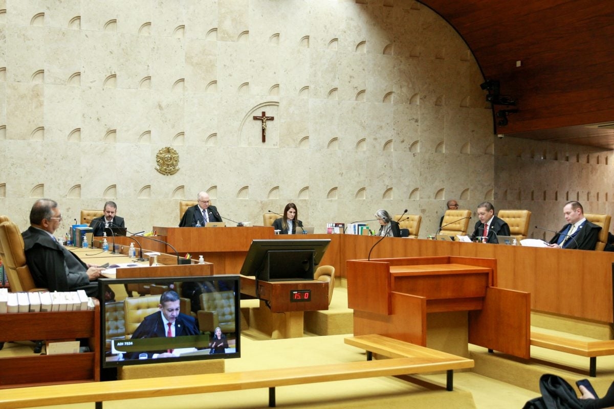 La Corte Suprema brasiliana (STF) deciderà se un dipendente pubblico in possesso di un titolo post-laurea può iniziare la sua carriera a un livello superiore.