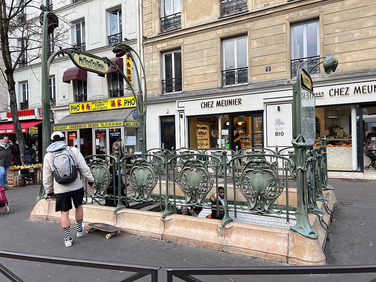Paris (19): um jovem é morto a facadas no estacionamento de sua residência enquanto tentava evacuar um invasor (Atualização: O suspeito é da Guiné-Bissau e teria "transtornos psiquiátricos")
