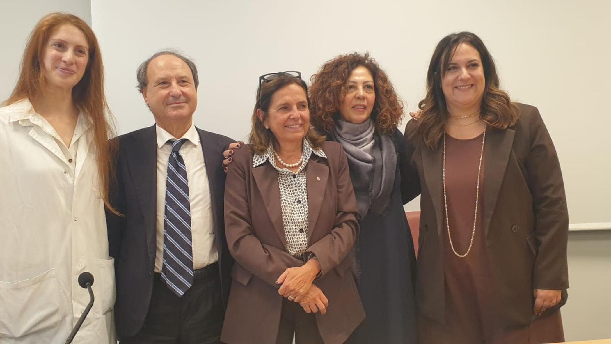 Dünyanın ilk akciğer atardamar nakli Roma'daki Sant'Andrea Hastanesi'nde gerçekleştirildi.