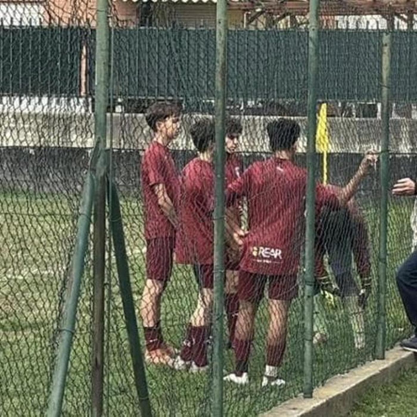 Sommese, la grazia della Figc dopo le richieste dei papà: 'Fategli allenare i nostri figli'